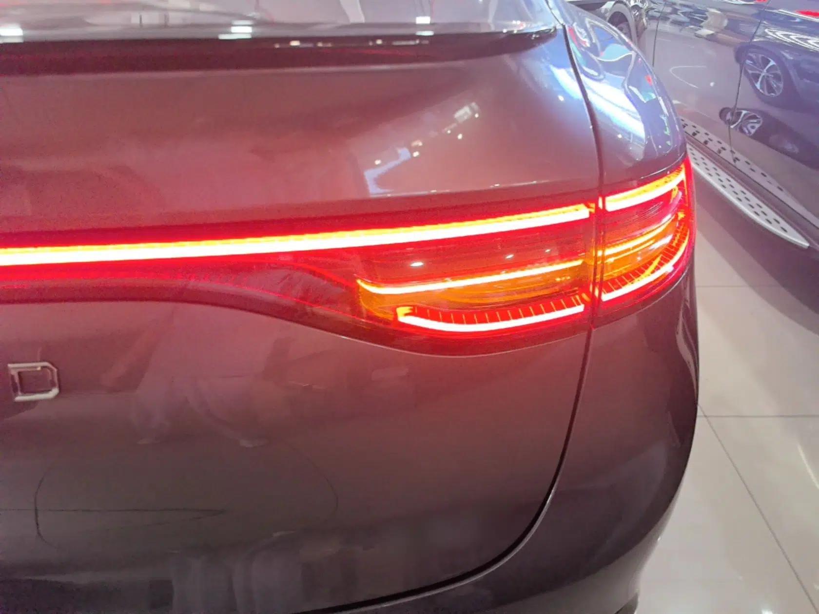 Hima Luxeed R7 2025 Range-Extended Version 251 km Max — миниатюра 8