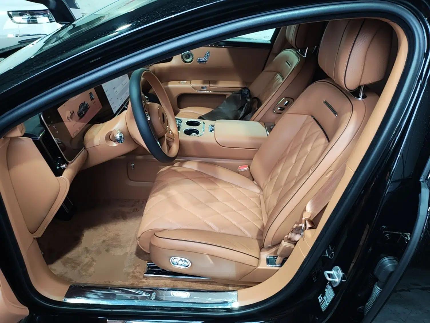 Hima S800 2025 Model, Range-Extended Starlight Executive Edition, 4 Seats — миниатюра 18