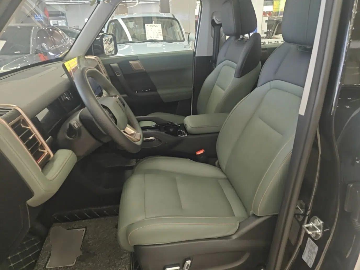 iCAR 03 2024 472km Four-Wheel Drive Long-Range Intelligent Advanced Version — миниатюра 18