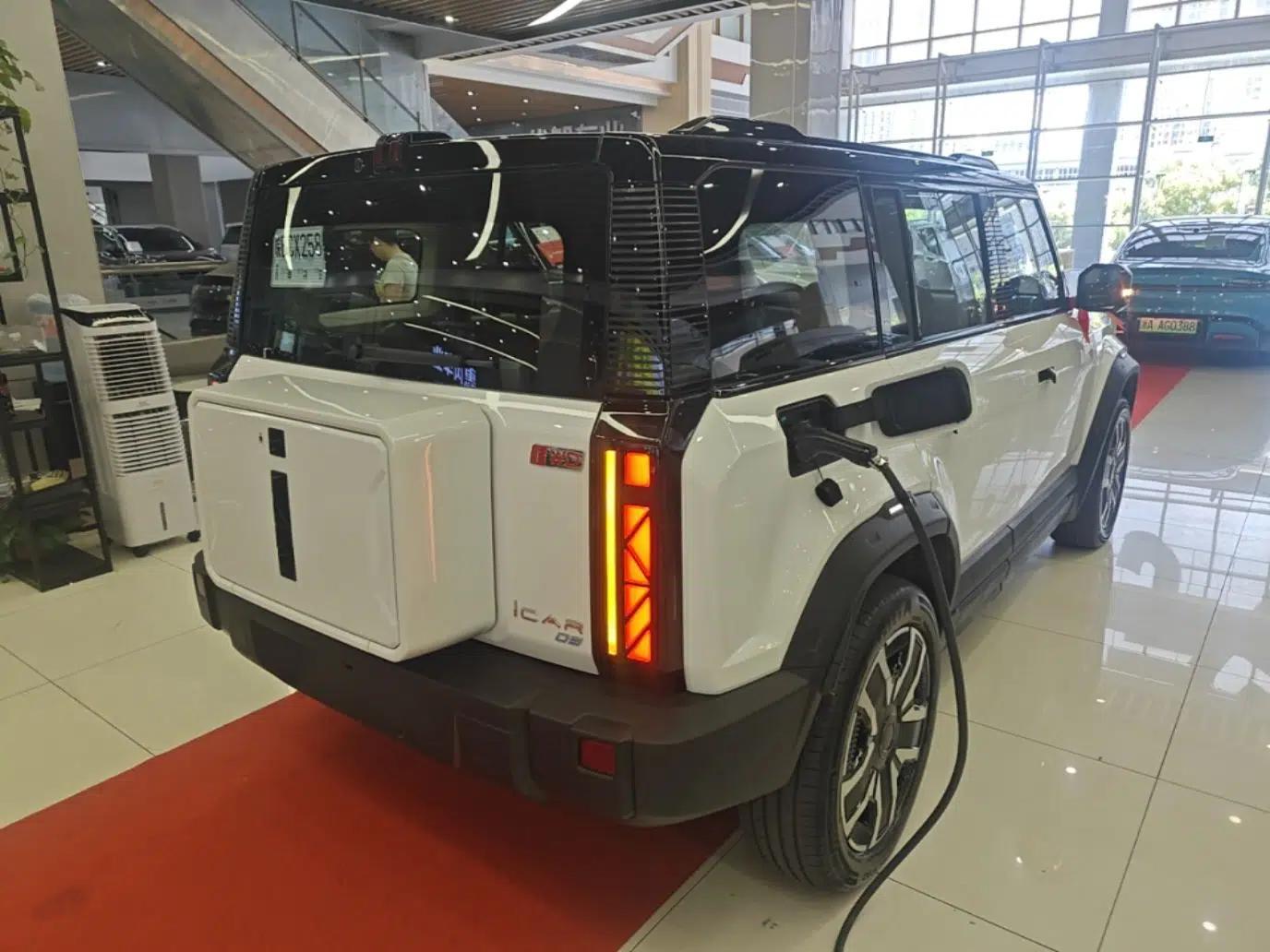 iCAR 03 2024 472km Four-Wheel Drive Long-Range Intelligent Advanced Version — миниатюра 6
