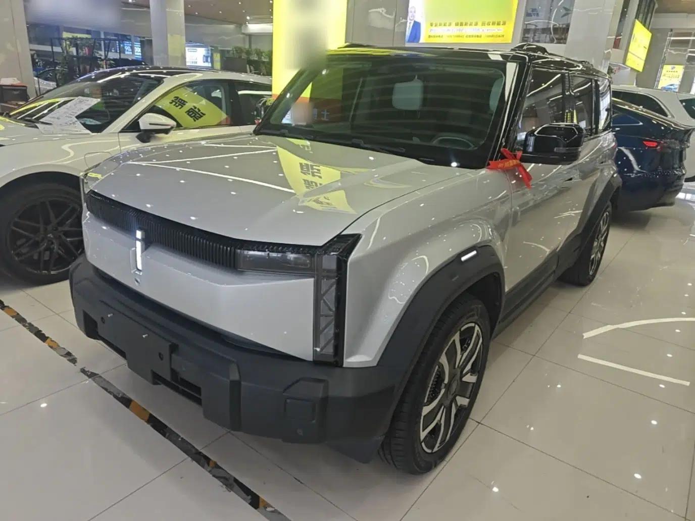 iCAR 03 2024 501km Four-wheel Drive Long-Range Advanced Version — миниатюра 1