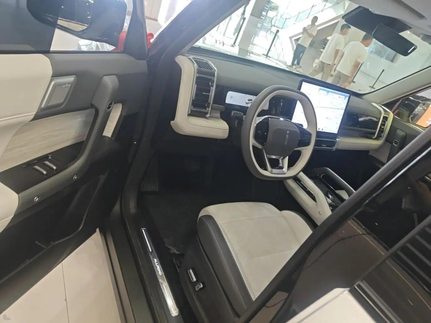 iCAR 03 2024 501km Four-wheel Drive Long-Range Advanced Version — миниатюра 19