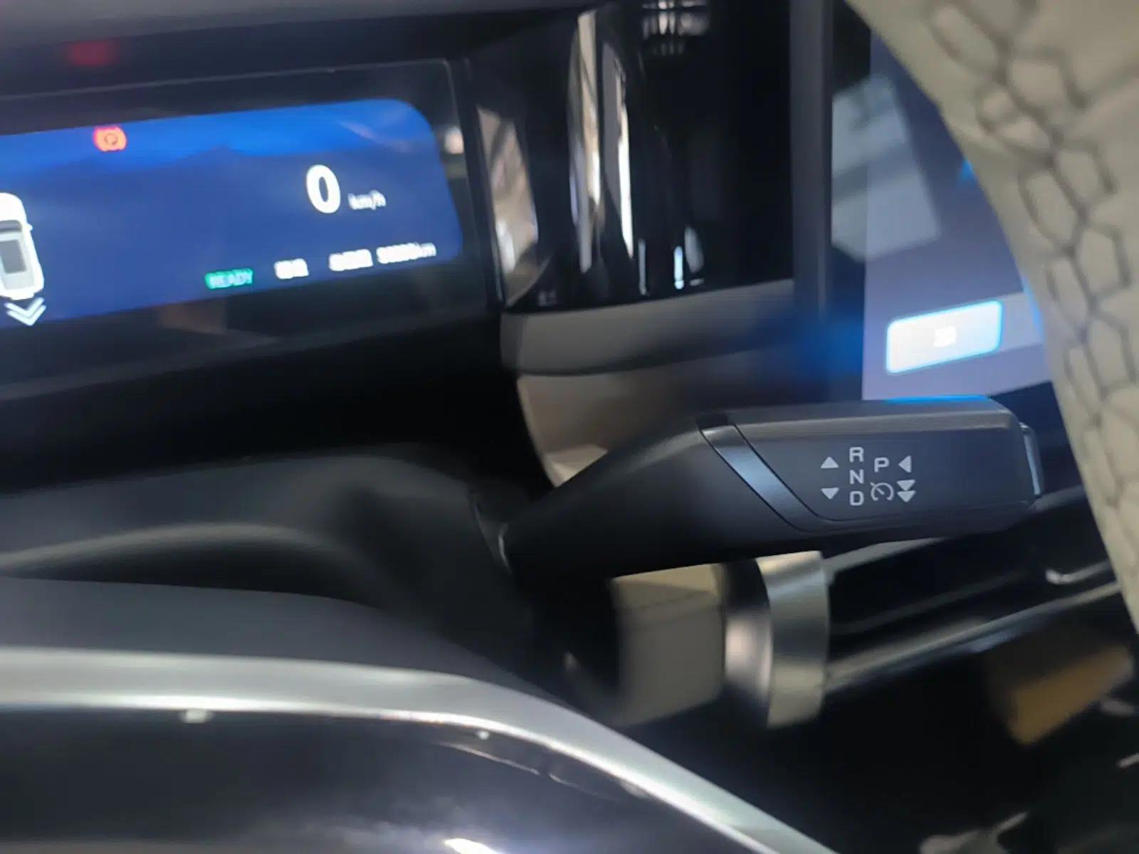 iCAR 03 2024 501km Two-Wheel Drive Long-Range Version — миниатюра 17