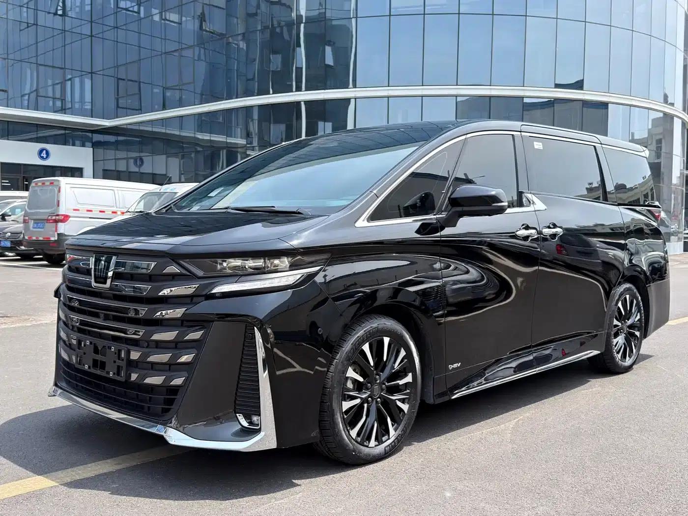 2024 Alphard Crown Hybrid 2.5L Supreme Executive Edition — миниатюра 2