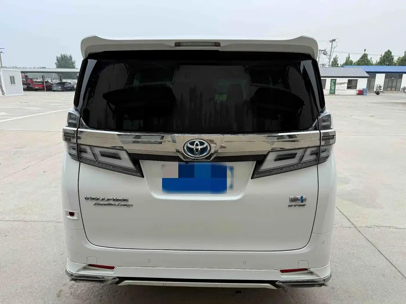 2019 Alphard Hybrid 2.5L HV Premium Edition — миниатюра 4