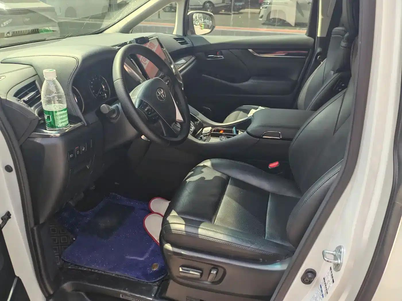 2021 Alphard Crown Hybrid 2.5L HV Luxury Edition — миниатюра 5