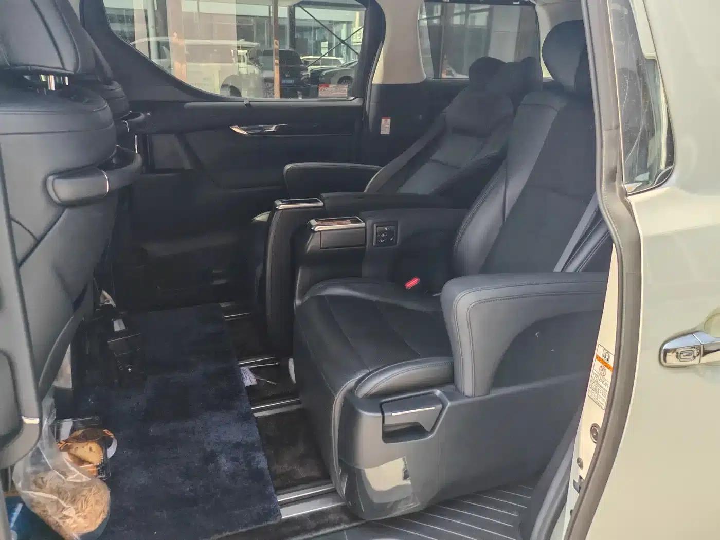 2021 Alphard Crown Hybrid 2.5L HV Luxury Edition — миниатюра 6