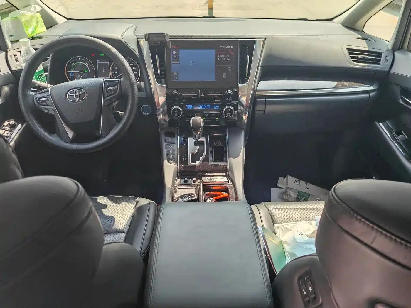 2021 Alphard Crown Hybrid 2.5L HV Luxury Edition — миниатюра 7