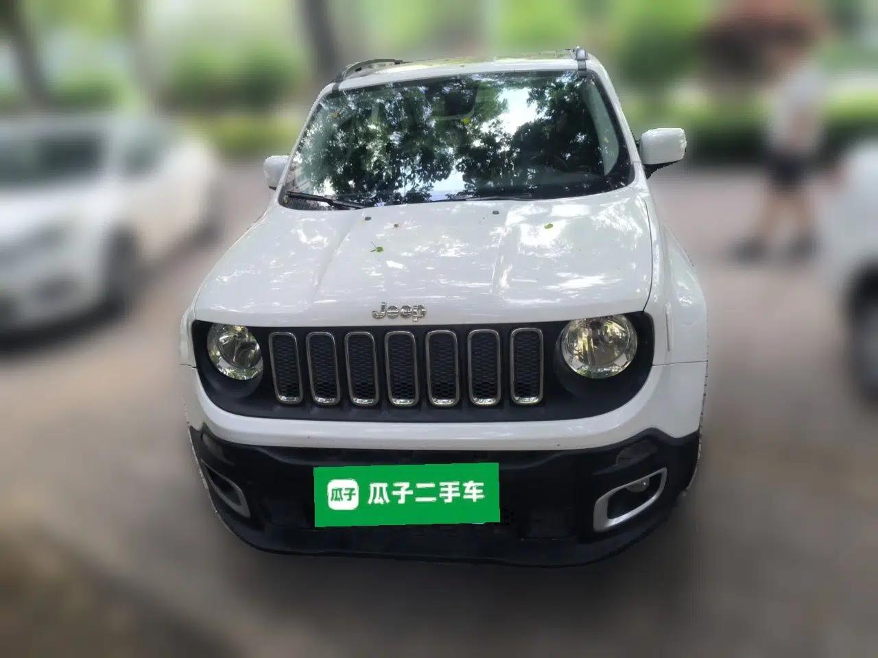 Jeep Renegade 2017 180T Automatic Jingneng Edition — миниатюра 2