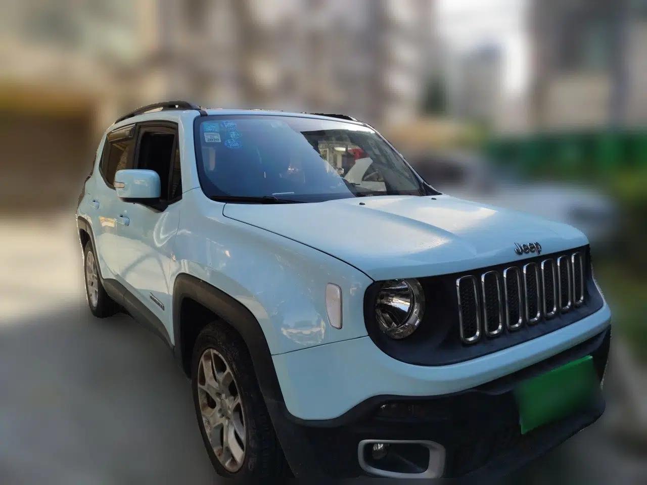 Jeep Renegade 2016 1.4T Automatic Jingneng Edition — миниатюра 3