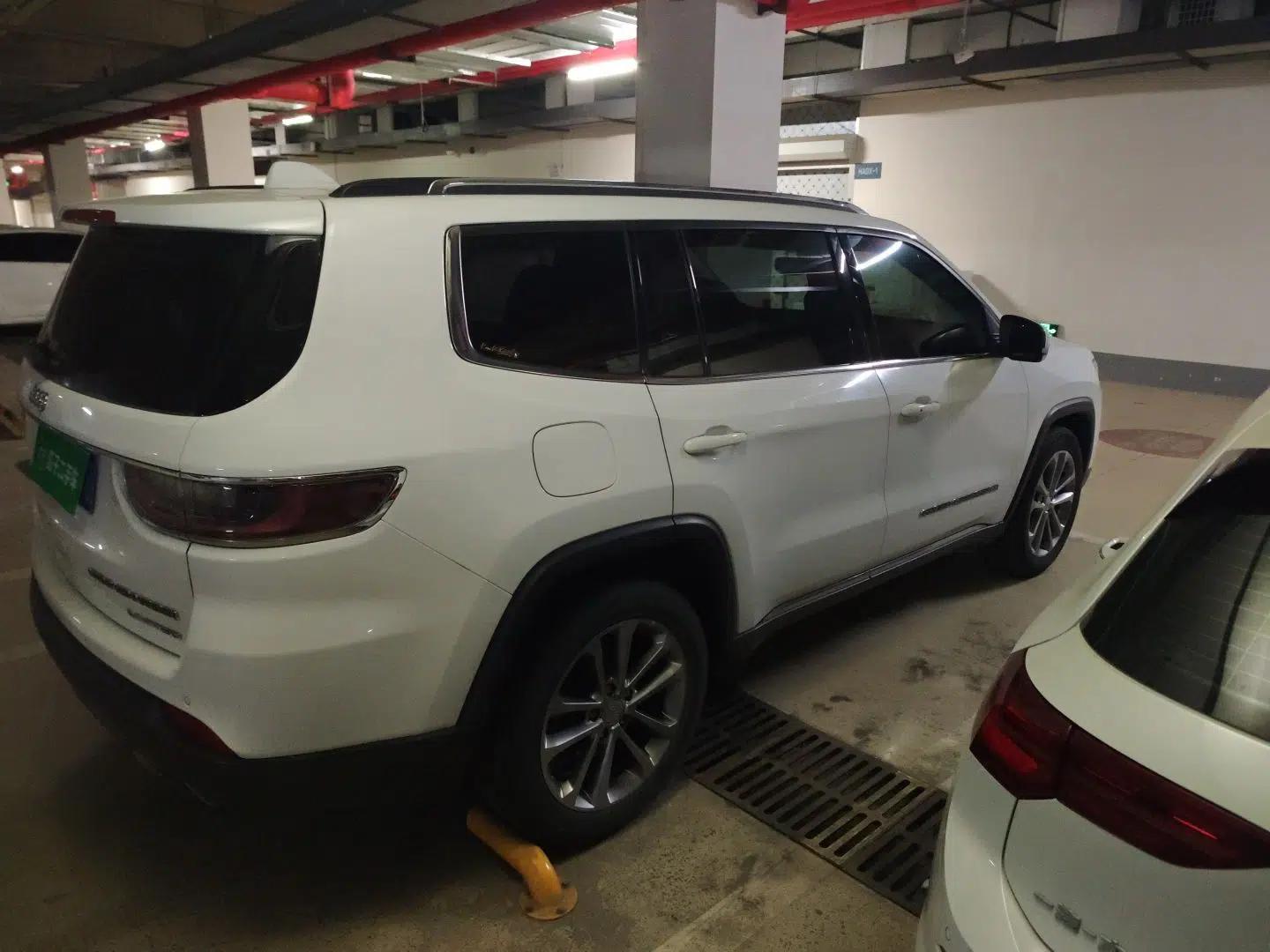 Jeep Grand Commander 2018 2.0T Two-Wheel Drive Enjoy Edition China V — миниатюра 6
