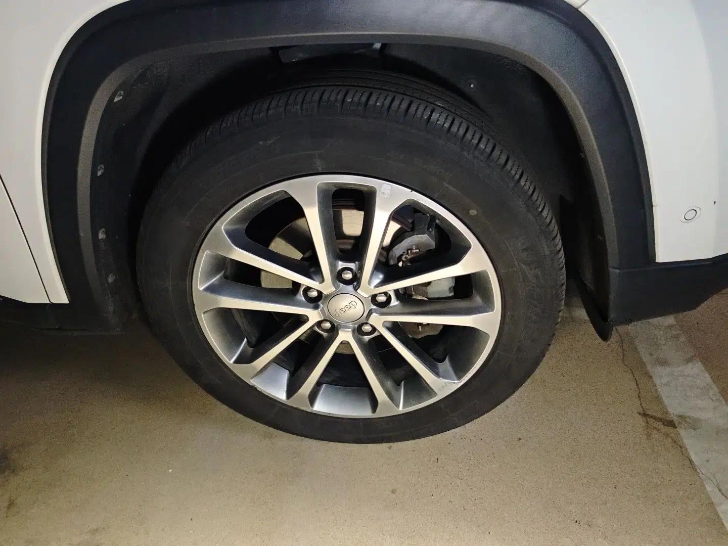 Jeep Grand Commander 2018 2.0T Two-Wheel Drive Enjoy Edition China V — миниатюра 8