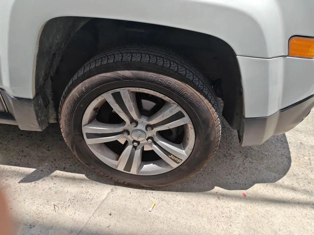 Jeep Patriot 2011 2.4 Luxury Edition — миниатюра 8