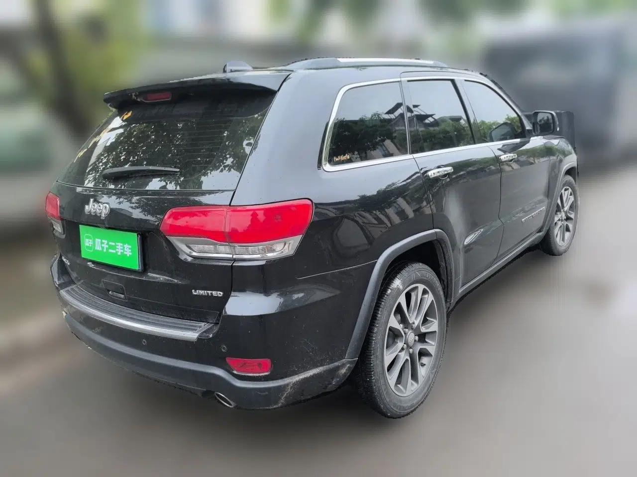 Jeep Grand Cherokee 2017 3.0L Elite Navigation Edition — миниатюра 6