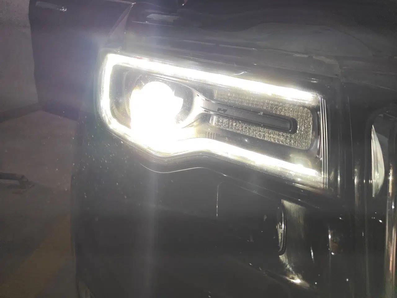 Jeep Grand Cherokee 2016 3.0L Comfort Navigation Edition — миниатюра 7