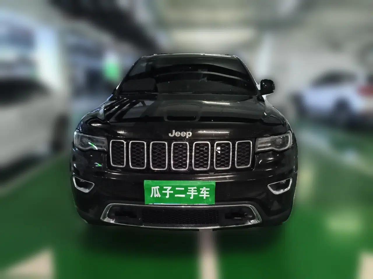 Jeep Grand Cherokee 2016 3.0L Elite Navigation Edition — миниатюра 2