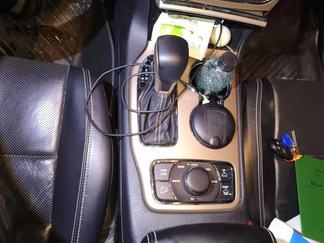 Jeep Grand Cherokee 2016 3.0L Elite Navigation Edition — миниатюра 15