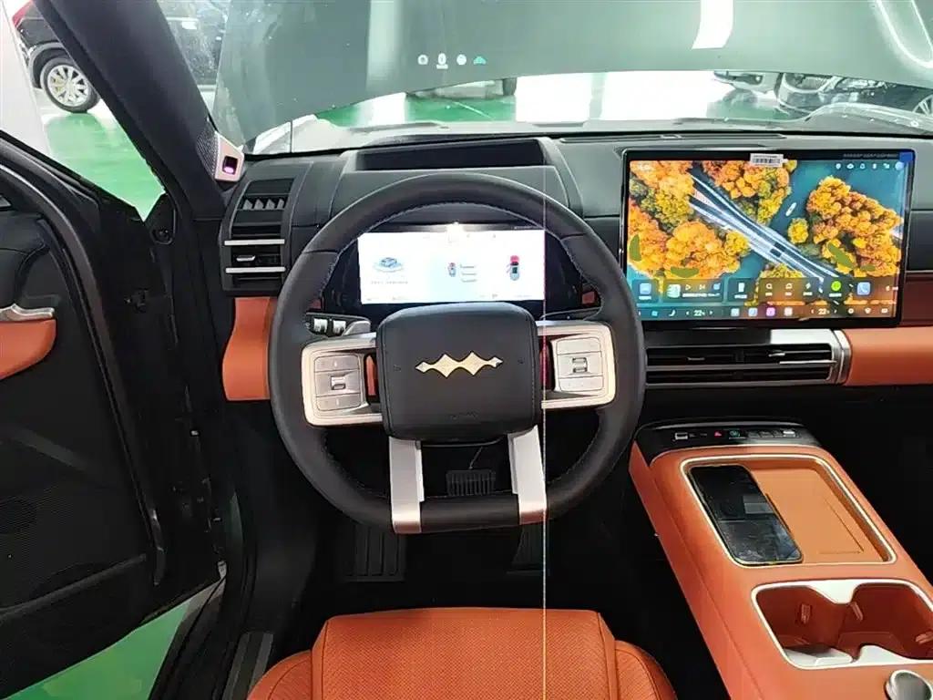Titanium 7 2025 Model 190KM 4WD Ultra Edition — миниатюра 11