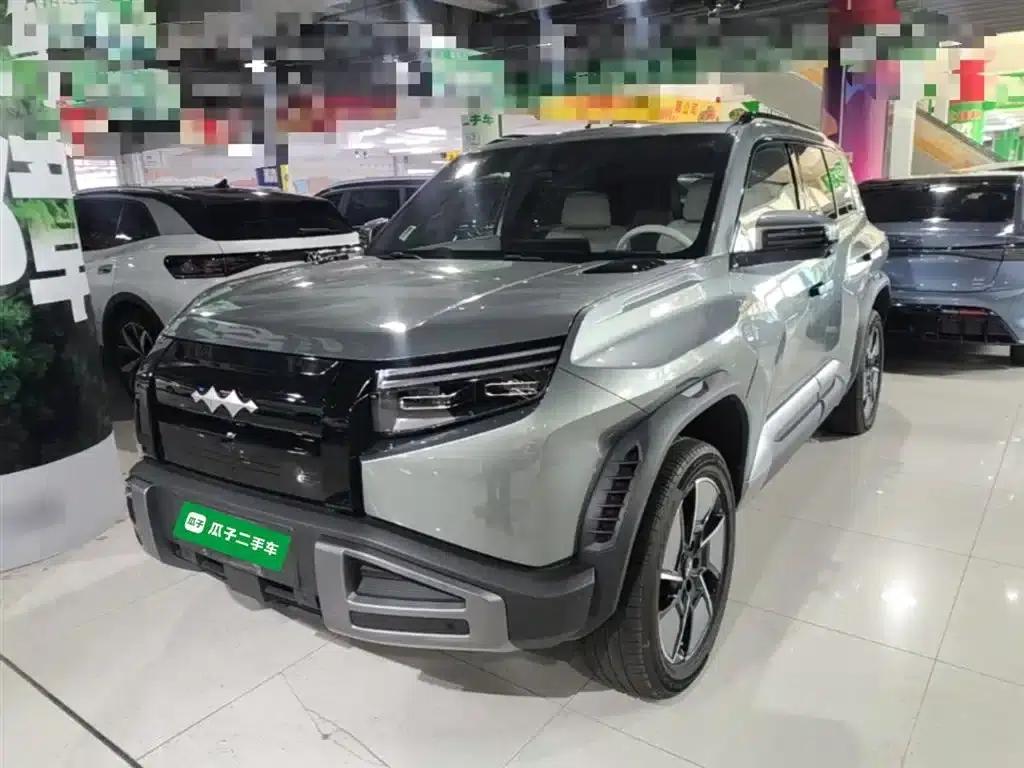 Titanium 3 2025 Model 501KM AWD Ultra Edition — миниатюра 2