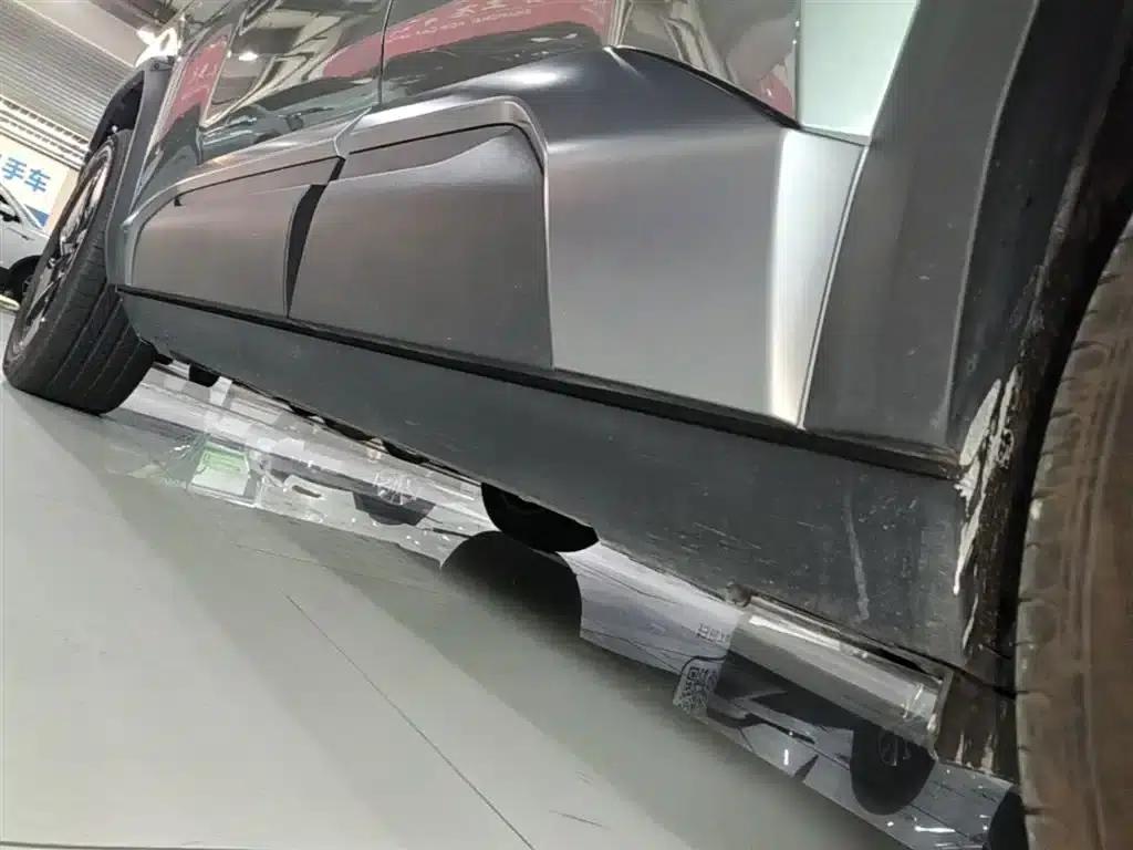 Titanium 3 2025 Model 501KM AWD Ultra Edition — миниатюра 22