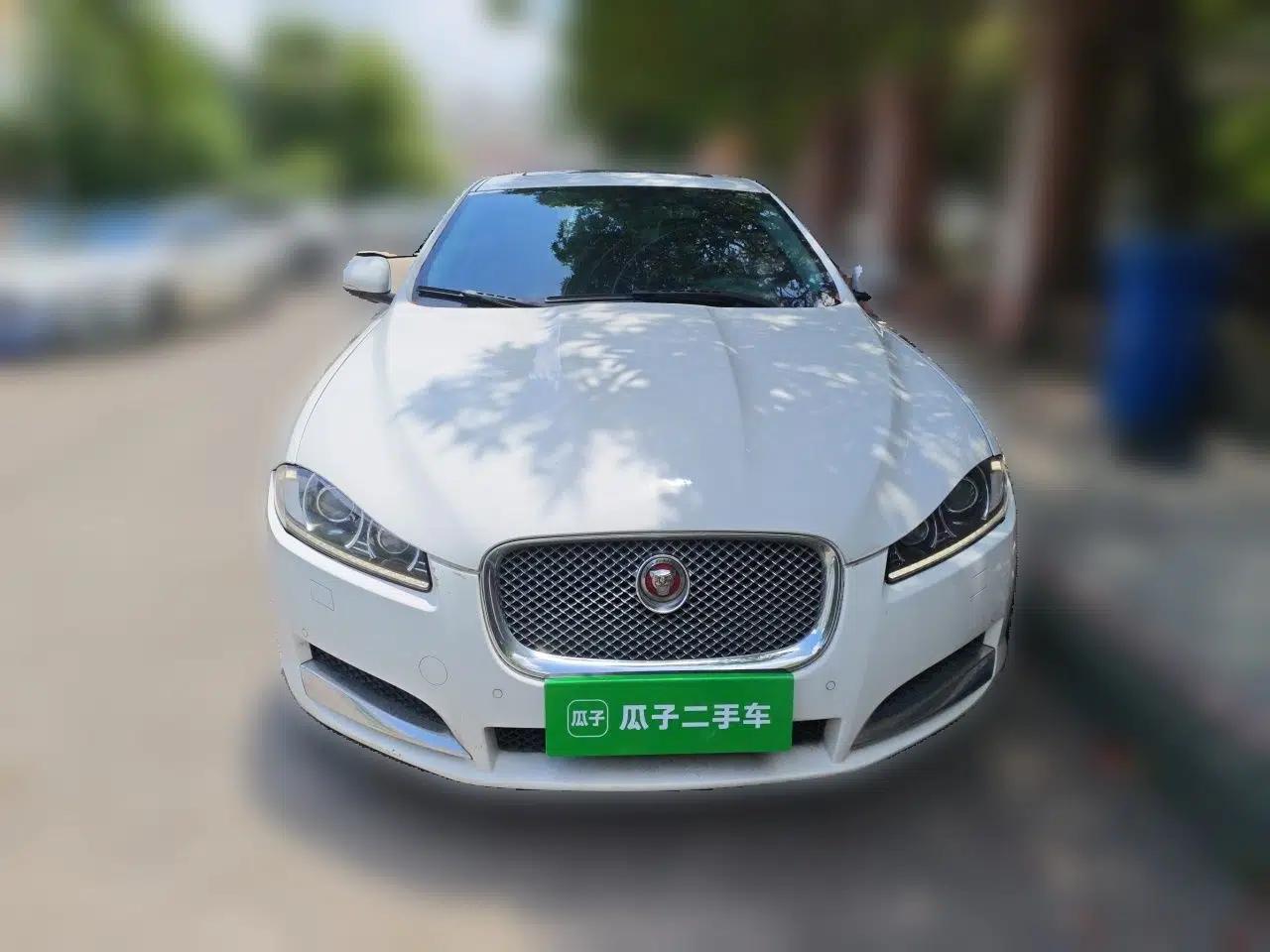 Jaguar XF 2015 XF 2.0T Prestige Edition — миниатюра 2