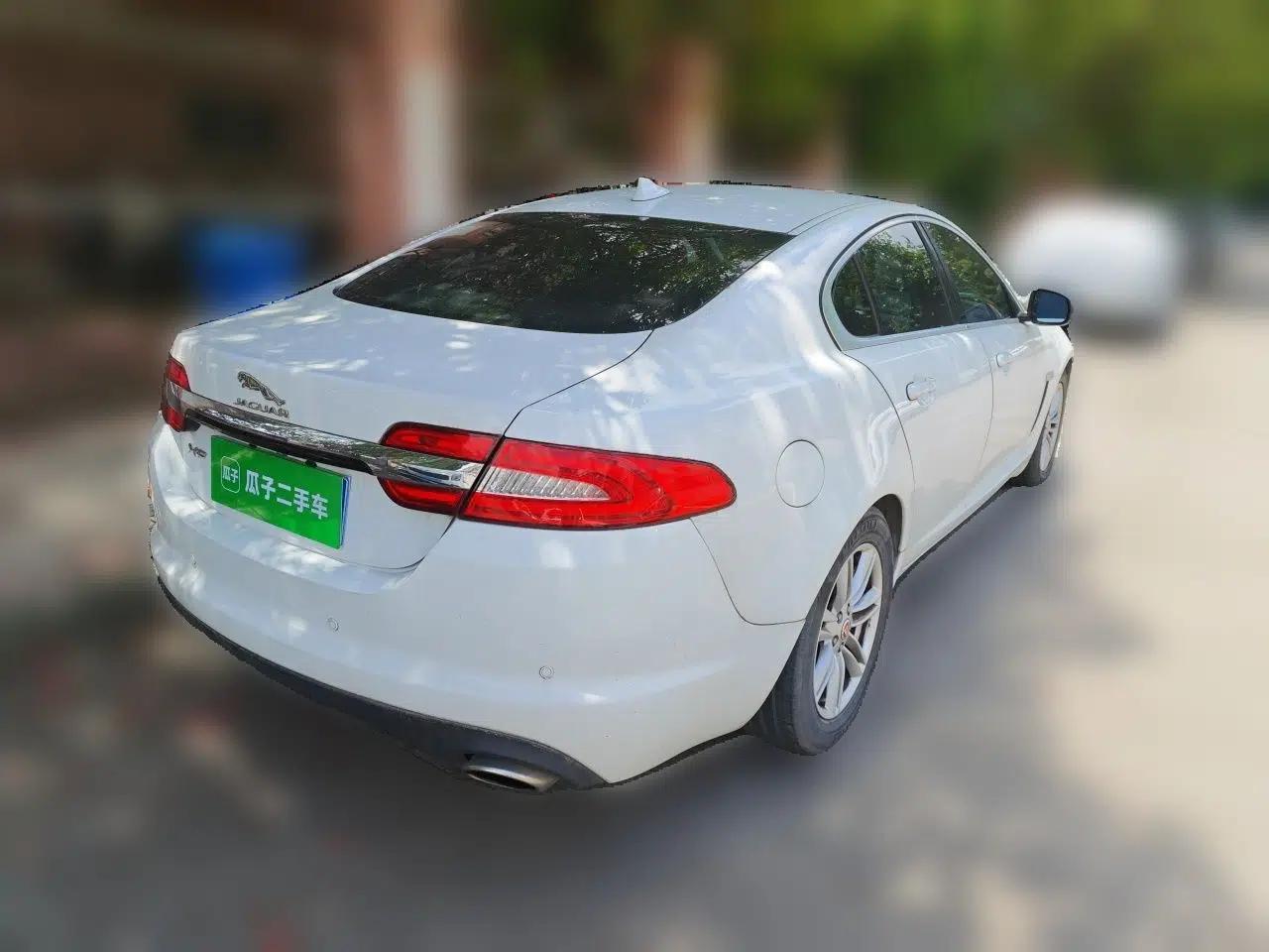 Jaguar XF 2015 XF 2.0T Prestige Edition — миниатюра 6