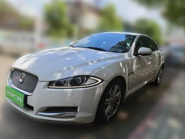 Jaguar XF 2015 XF 2.0T Prestige Edition