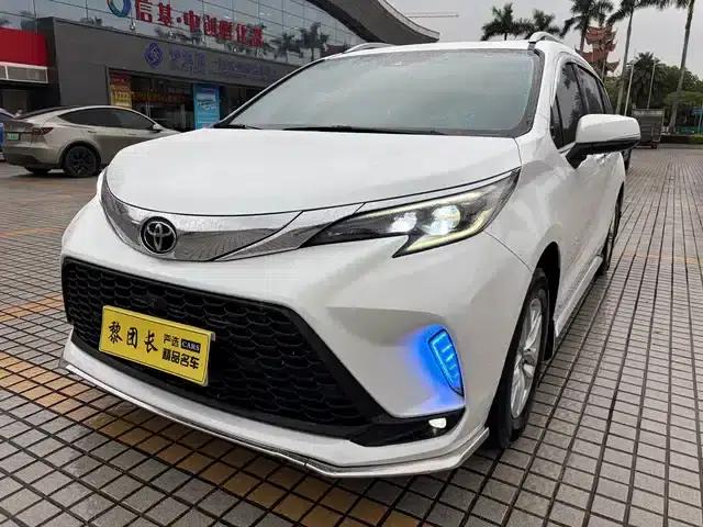 2024 Grevia 2.5L Hybrid Luxury Edition