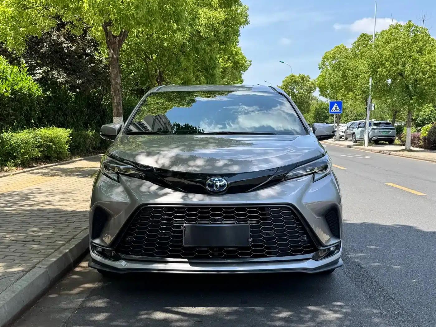 2023 Grevia 2.5L Hybrid Flagship VIP Edition — миниатюра 2
