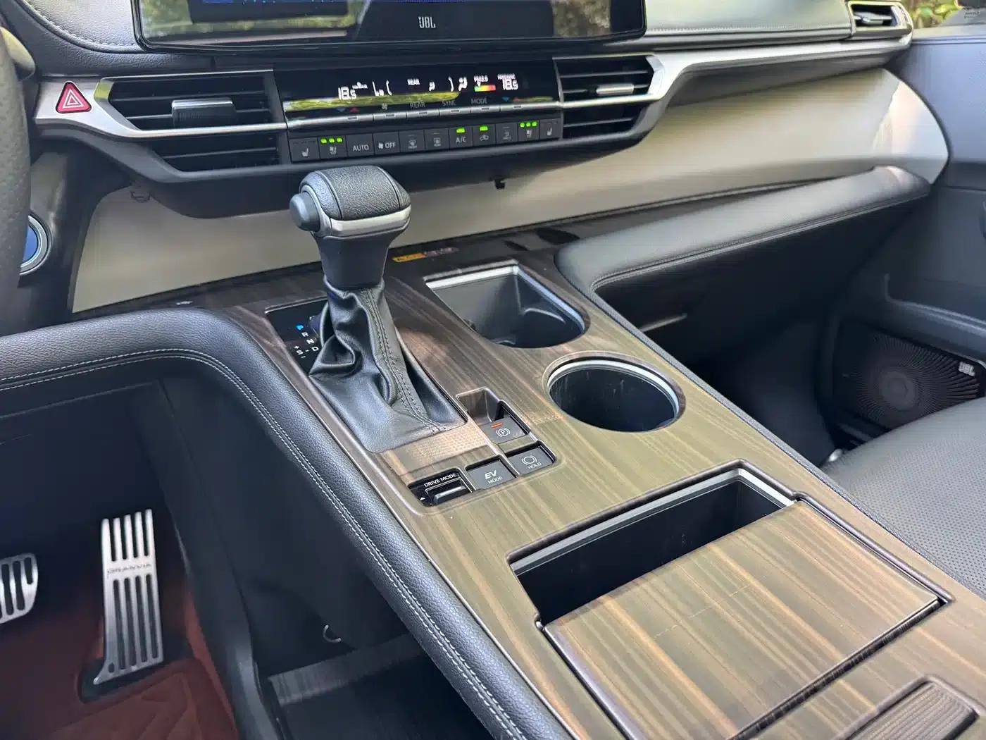 2023 Grevia 2.5L Hybrid Flagship VIP Edition — миниатюра 12