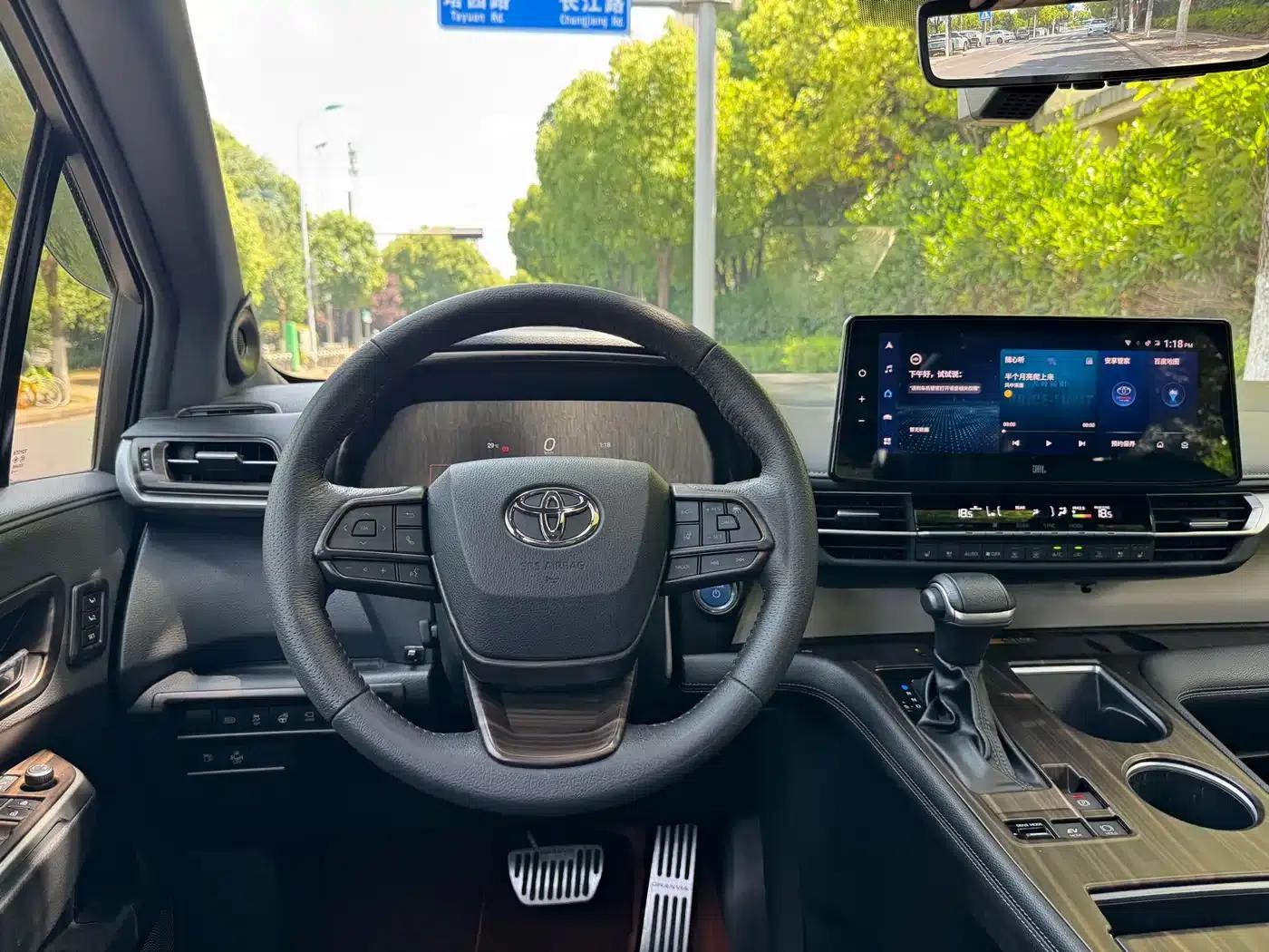 2023 Grevia 2.5L Hybrid Flagship VIP Edition — миниатюра 14