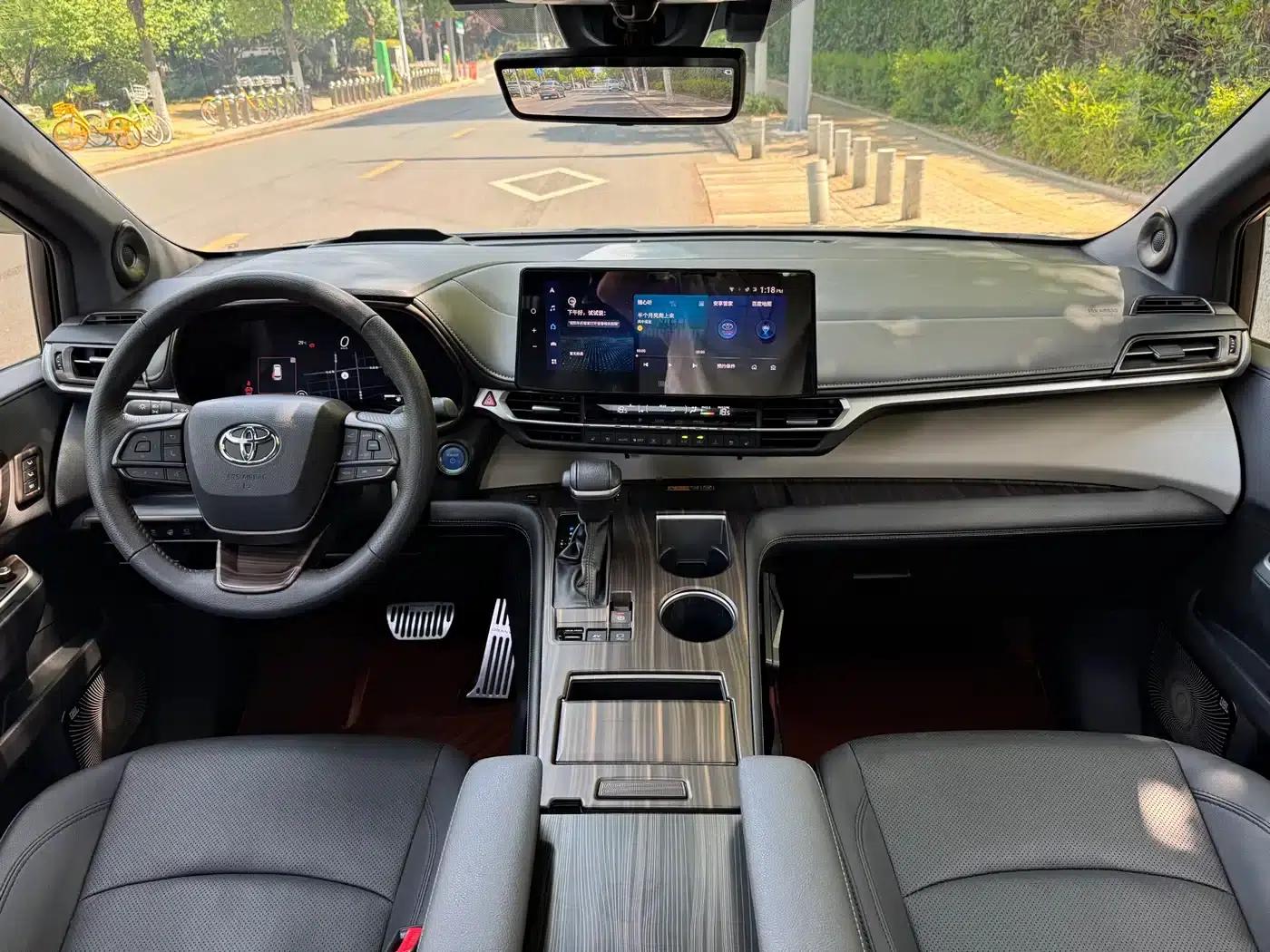 2023 Grevia 2.5L Hybrid Flagship VIP Edition — миниатюра 15
