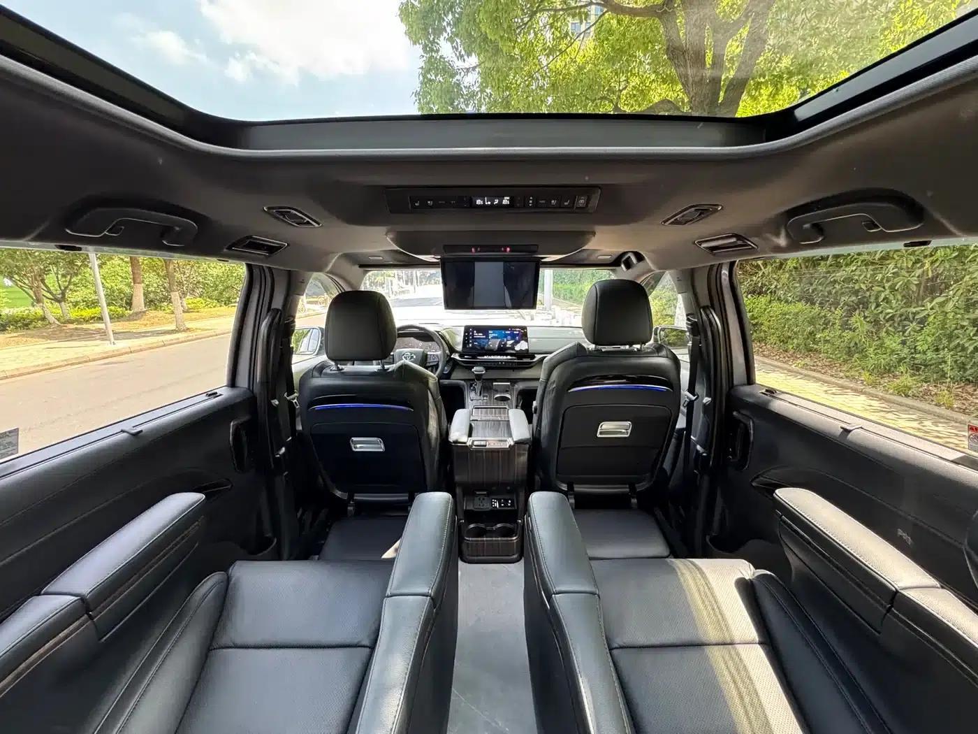 2023 Grevia 2.5L Hybrid Flagship VIP Edition — миниатюра 18