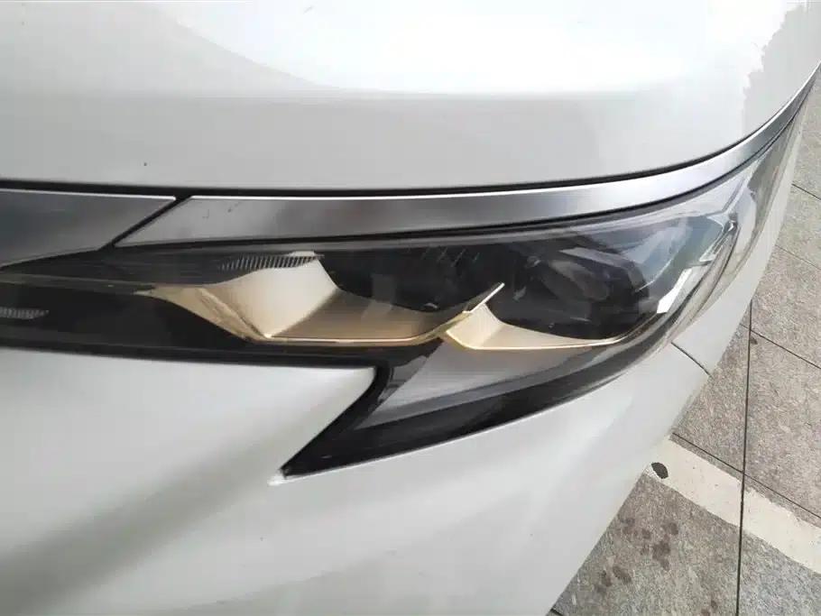 2023 Grevia 2.5L Hybrid Premium Plus Edition — миниатюра 5