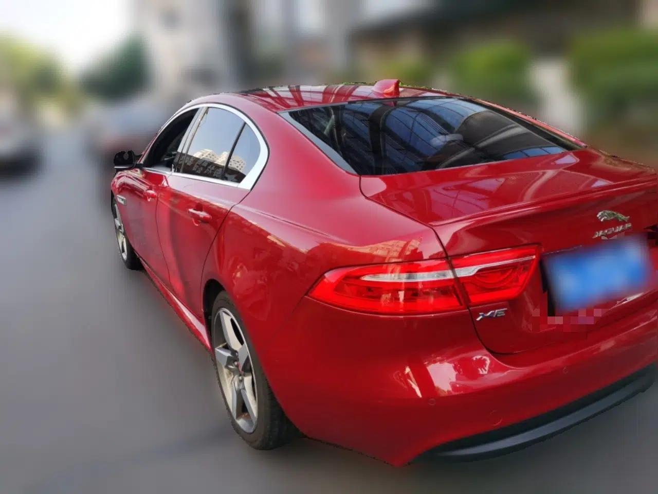 Jaguar XE 2017 2.0T 200 PS R-Sport — миниатюра 4