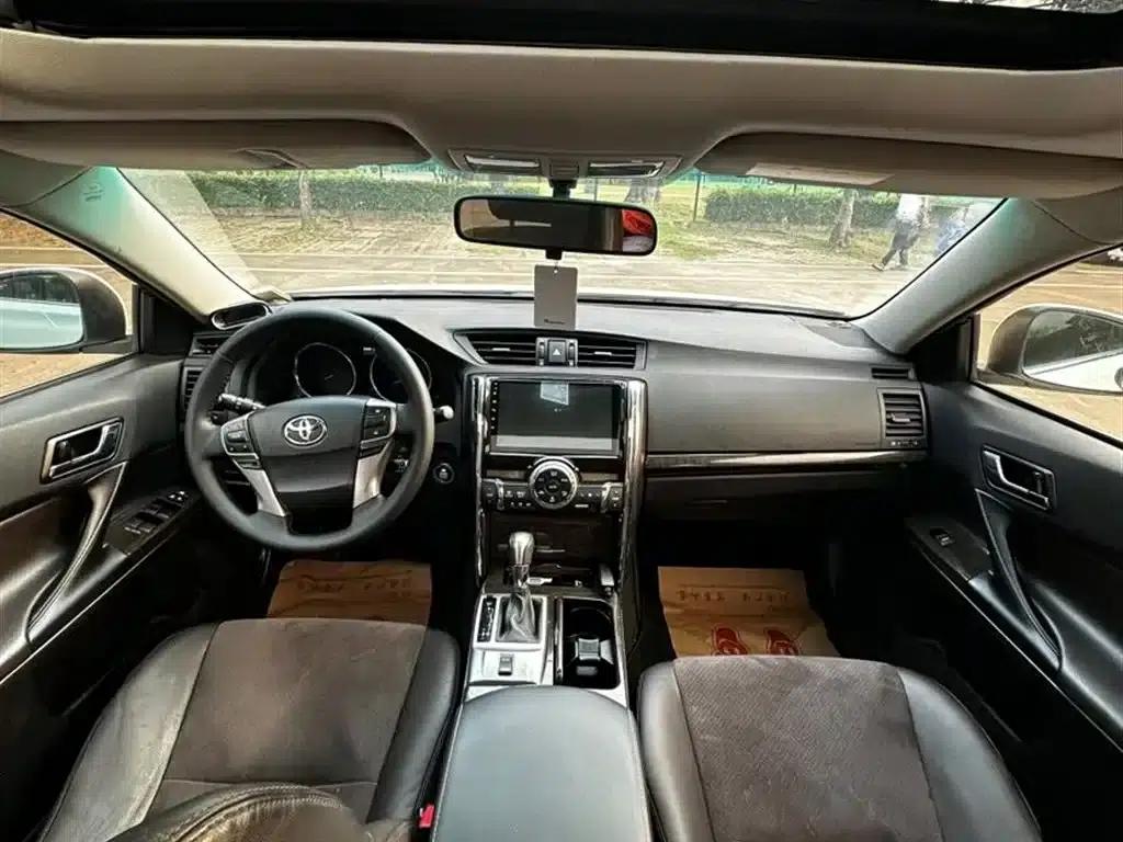 Reiz 2013 2.5V Premium Edition — миниатюра 3