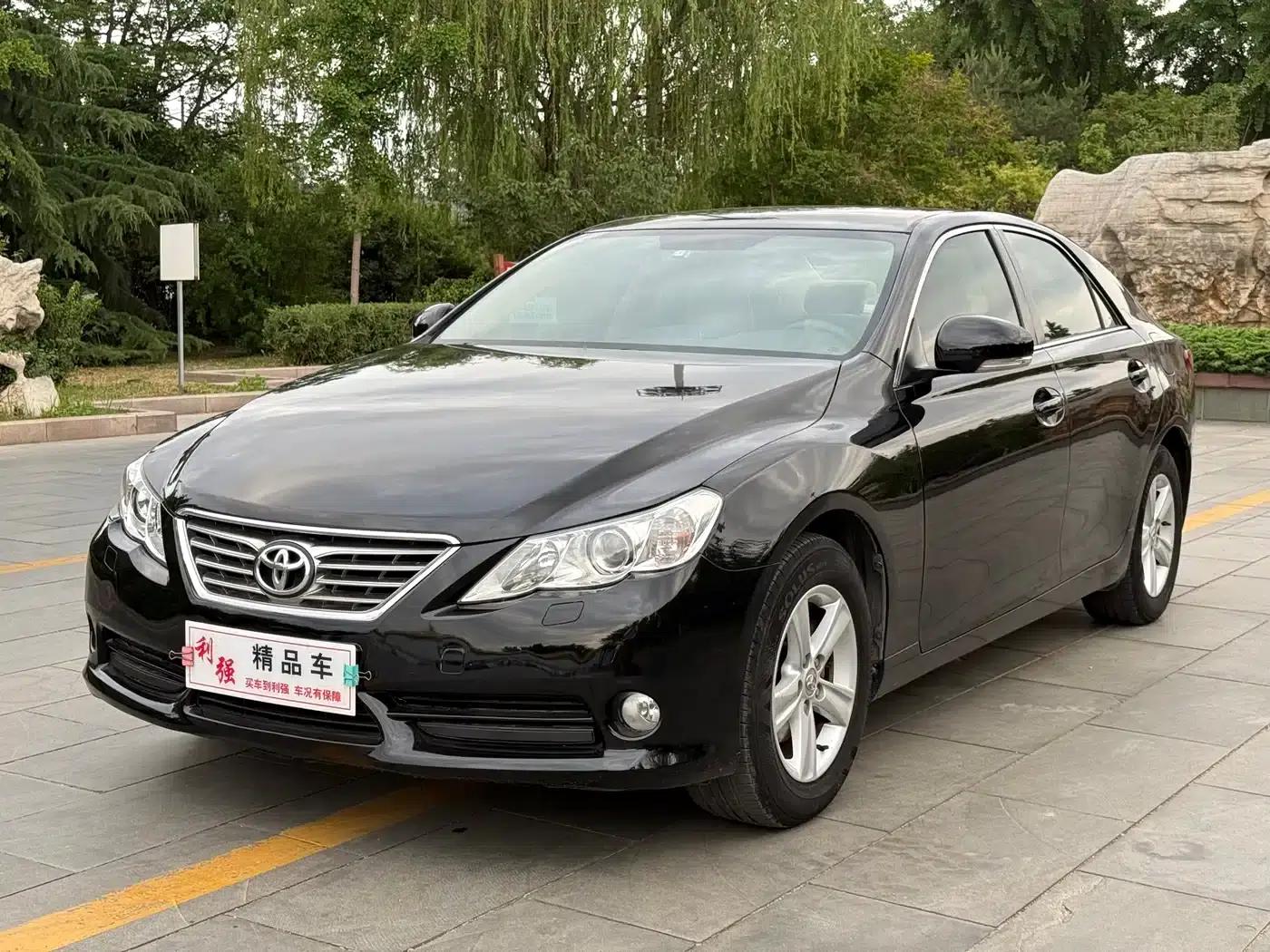 Reiz 2010 2.5S Elegance Edition — миниатюра 1