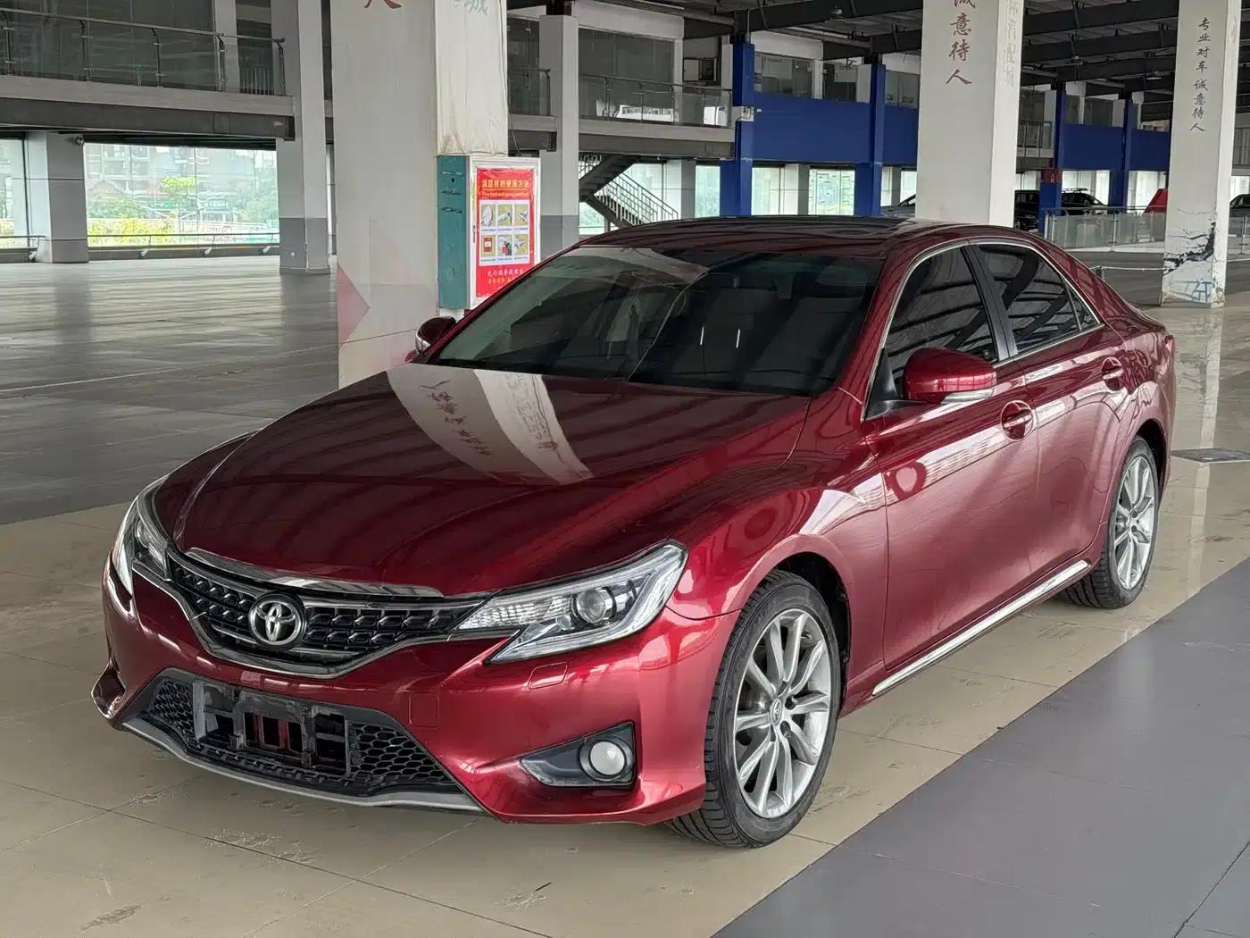 Reiz 2013 2.5V Premium Edition — миниатюра 1