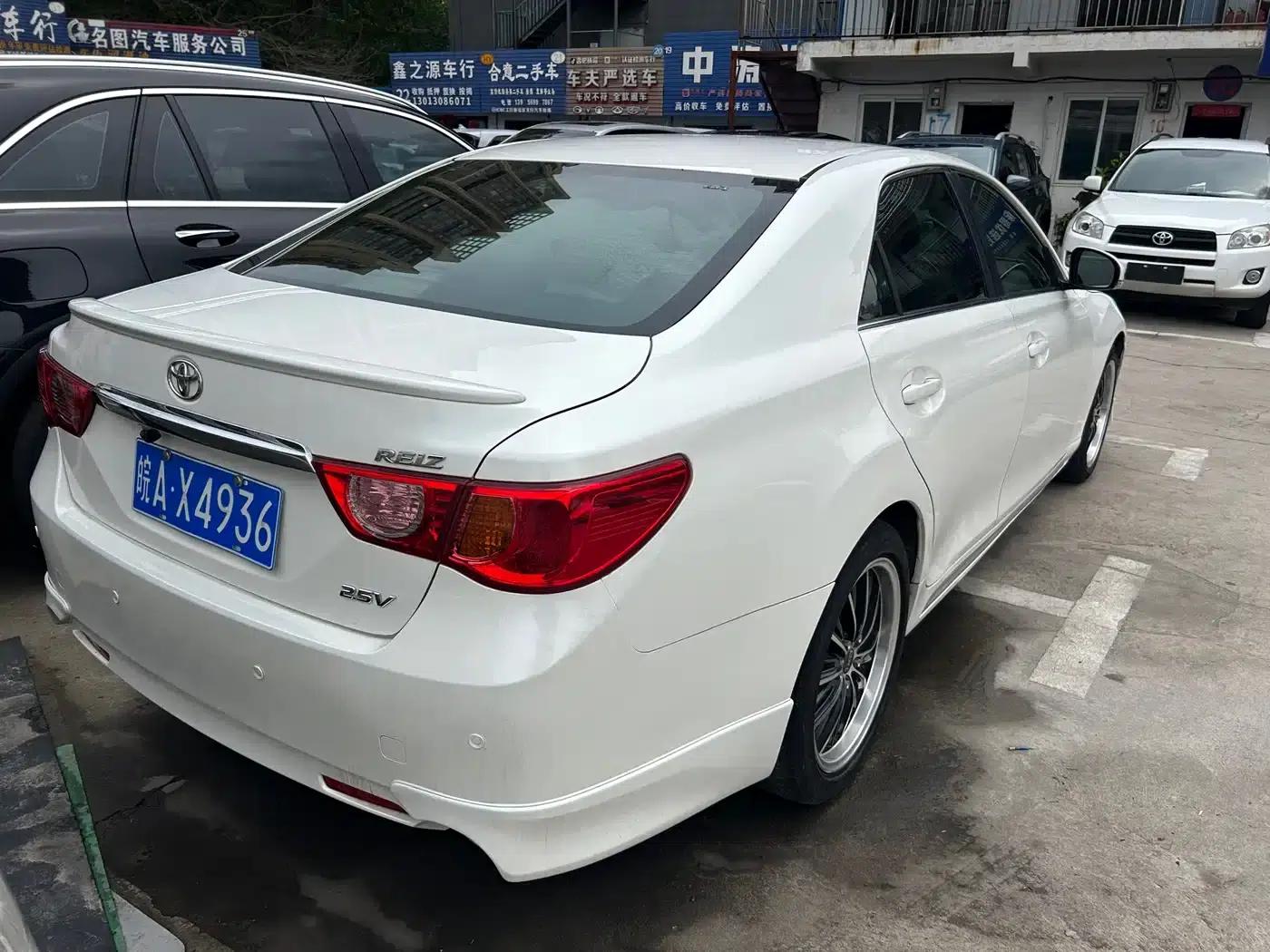 Reiz 2013 2.5V Elite Edition — миниатюра 6