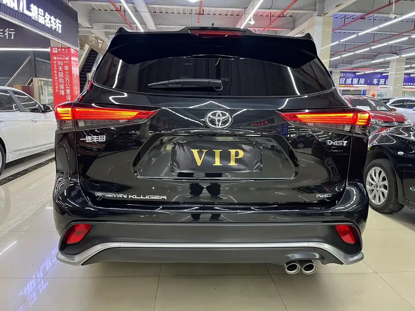 Crown Land Cruiser 2022 2.0T 4WD Sporty Edition — миниатюра 16