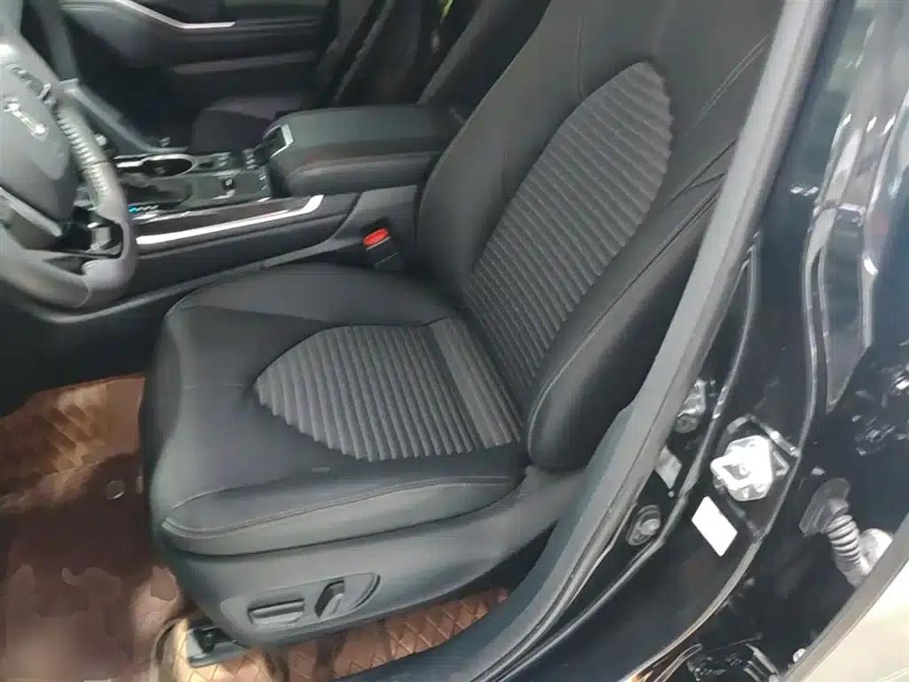 Crown Land Cruiser 2023 2.5L HEV 4WD Premium Edition — миниатюра 15