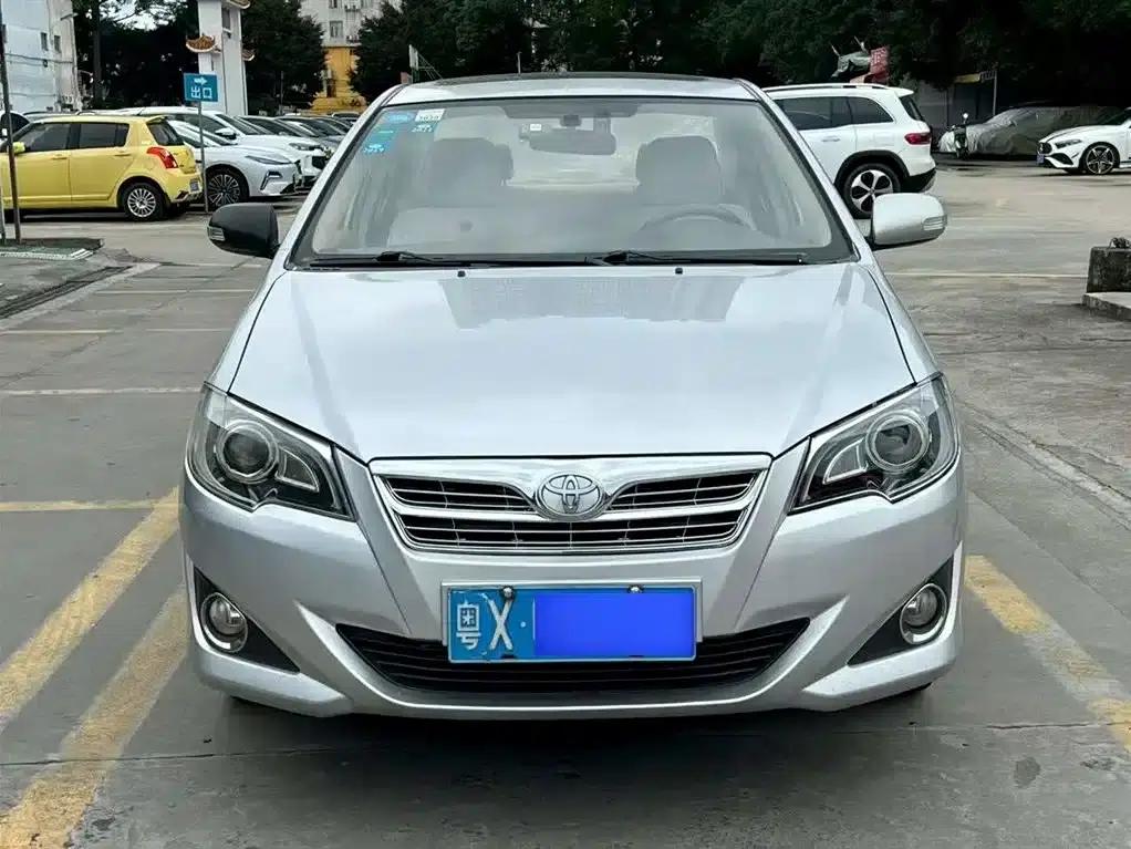 Corolla 2013 1.6L Automatic Deluxe Edition — миниатюра 1