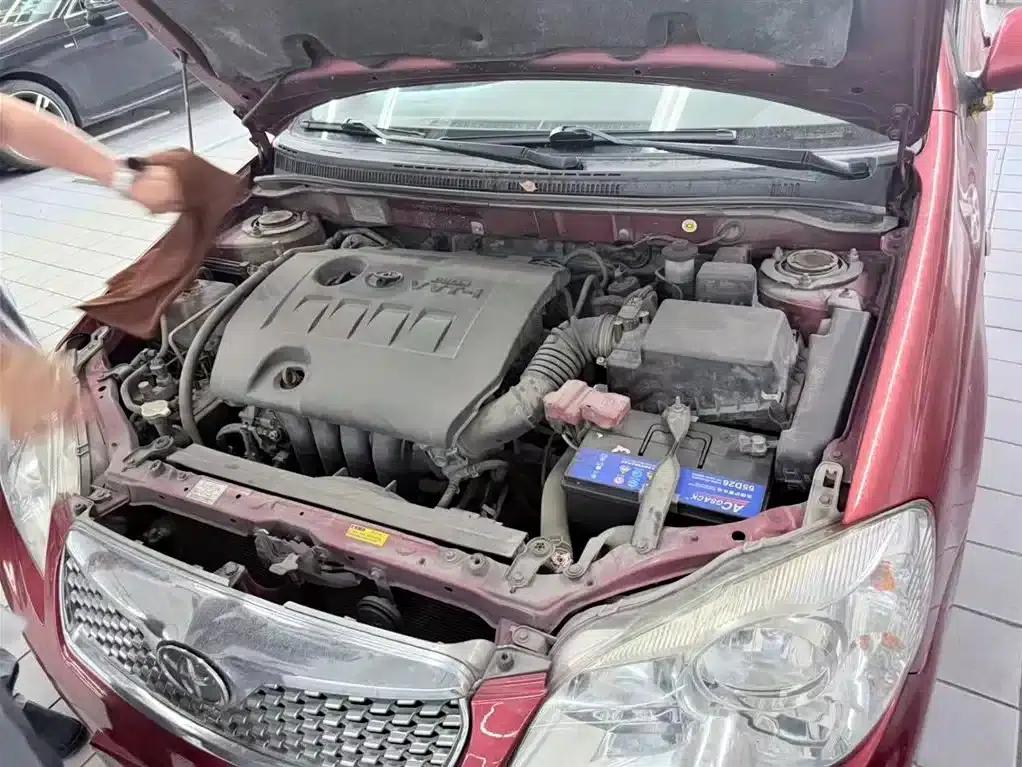 Corolla 2010 1.6L Automatic Classic Edition — миниатюра 8