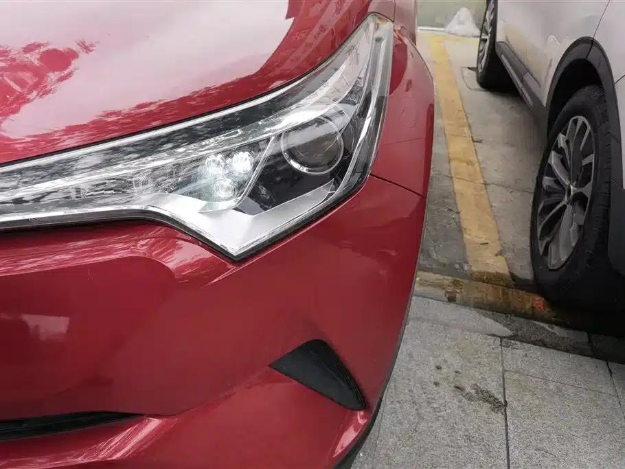 Toyota C-HR 2020 2.0L Leading Edition — миниатюра 5