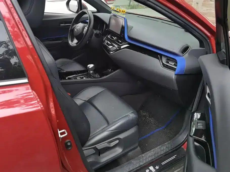 Toyota C-HR 2020 2.0L Leading Edition — миниатюра 8