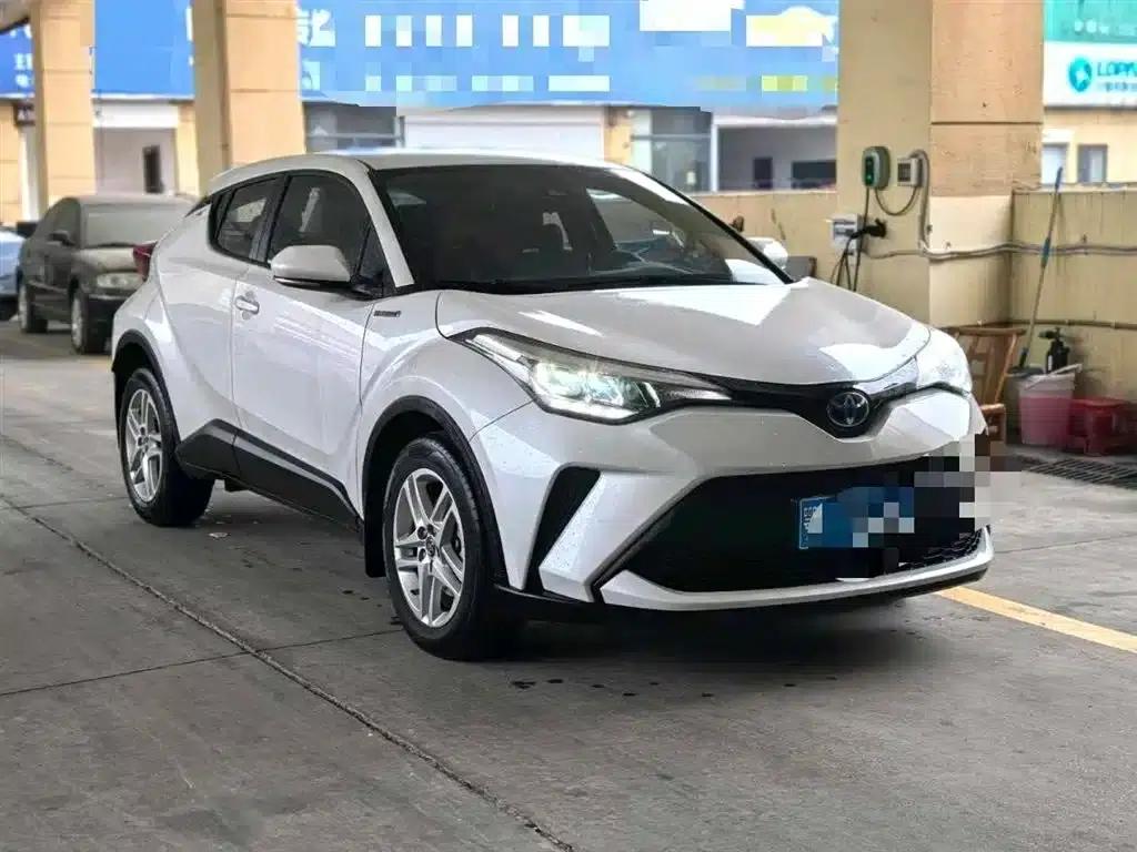 Toyota C-HR 2021 Hybrid 2.0L E-CVT Luxury Edition — миниатюра 2