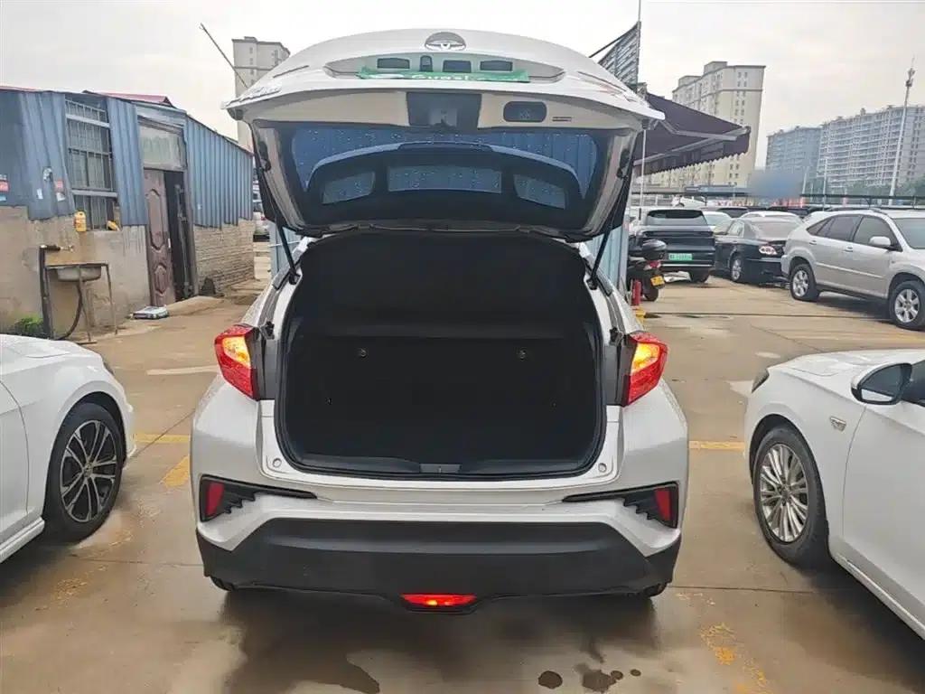 Toyota C-HR 2020 2.0L Leading Edition — миниатюра 19