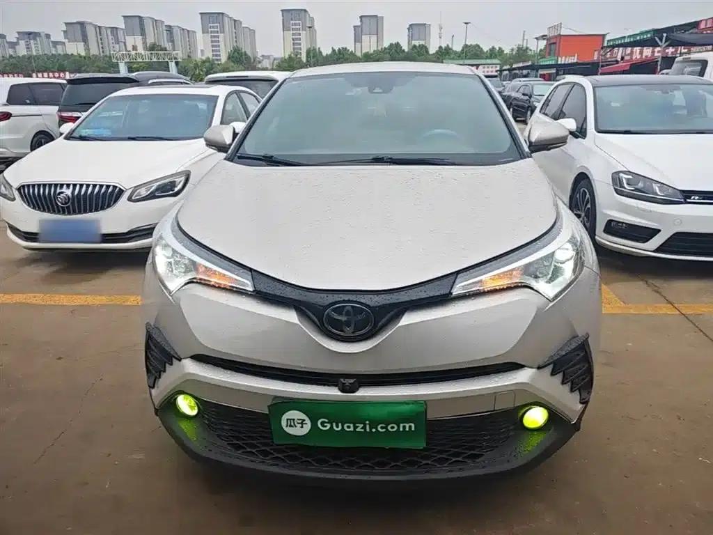 Toyota C-HR 2020 2.0L Leading Edition — миниатюра 3