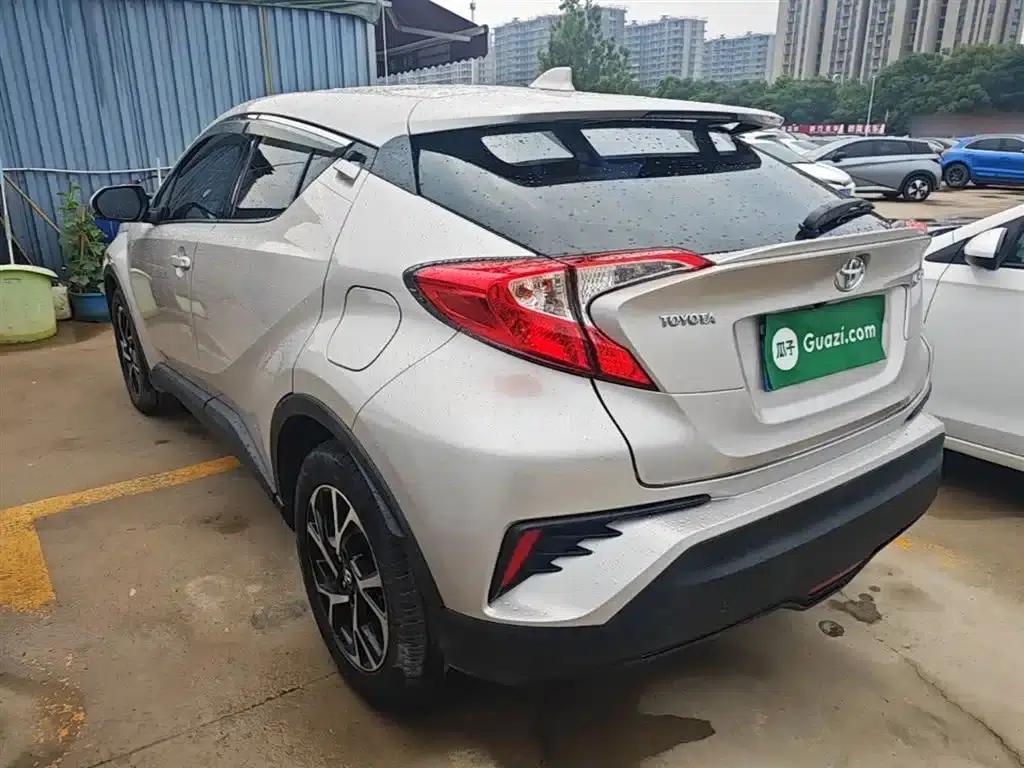 Toyota C-HR 2020 2.0L Leading Edition — миниатюра 5