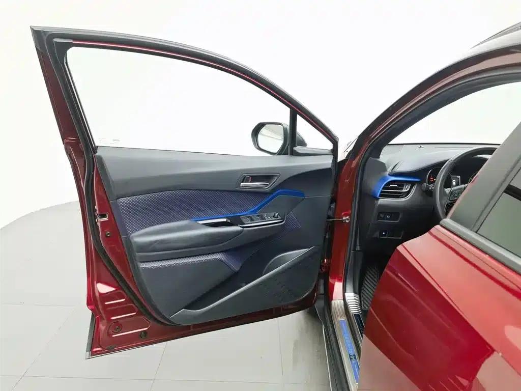 2018 Toyota IZOA 2.0L Elegance Edition (National V Emission Standard) — миниатюра 8